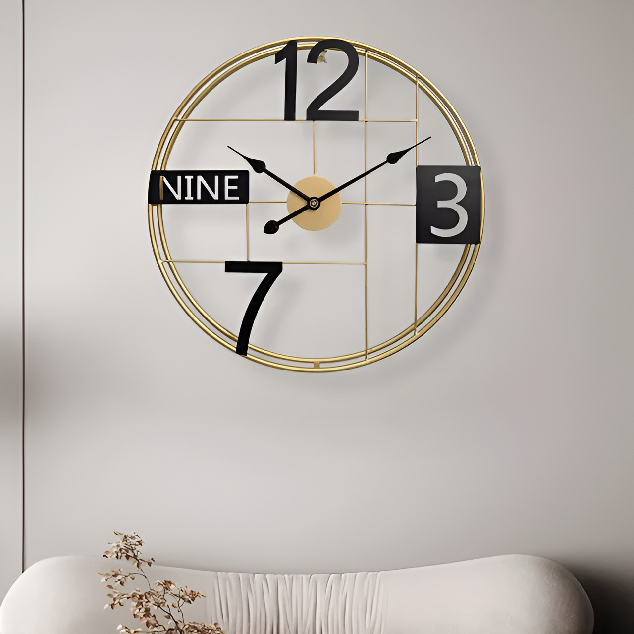TRENDY GRACIOUS METALLIC WALL CLOCK - Shreya home decor