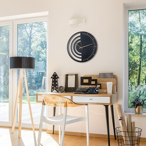MINIMALISTIC CIRCULAR LUXURIOUS RAVEN WALL CLOCK - Shreya home decor